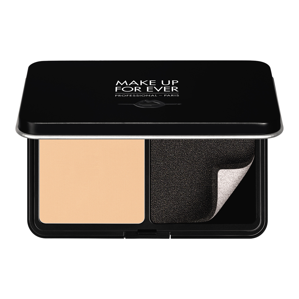Matte Velvet Skin Blurring Powder Foundation