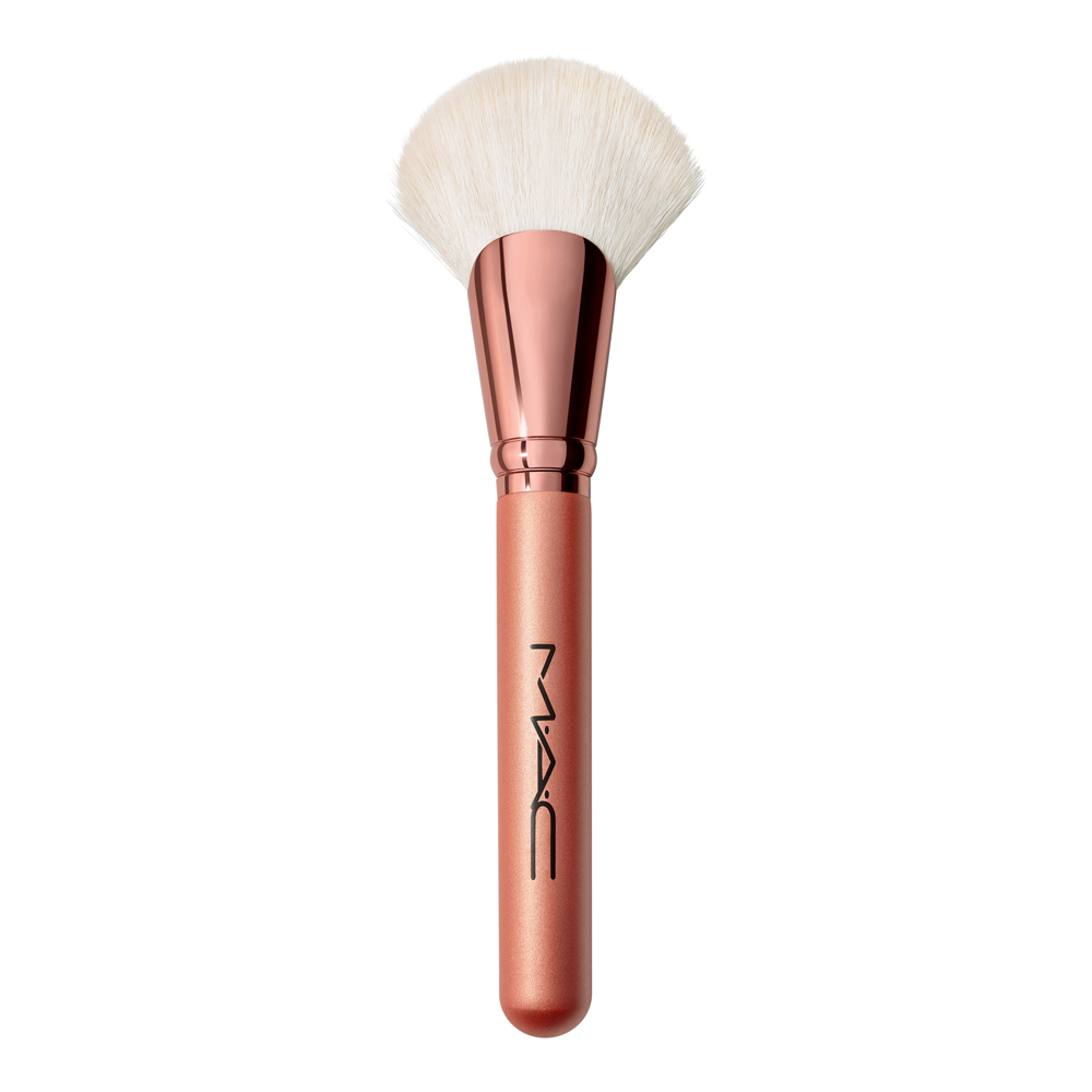 143S Bronzer Fan Brush